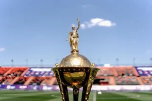 Стали відомі всі чвертьфіналісти Кубка України з футболу: фаворити пройшли далі не без труднощів