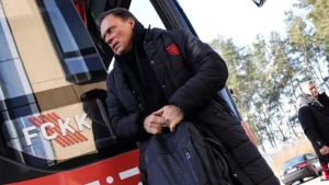 Скандал із суддівством: ван Леувен пояснив критику арбітра після матчу Кривбаса зі СК Полтавою